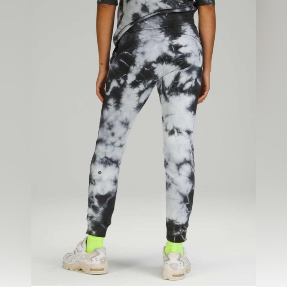 Lululemon Warm Down Jogger *Earth Dye in Earth Dye Stone - Picture 5 of 9
